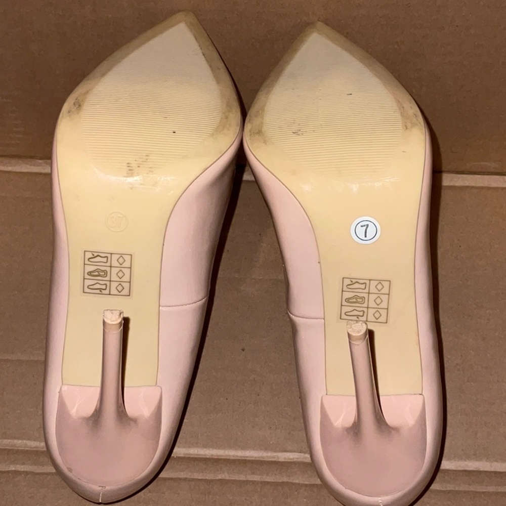 Shoes - Picture 6 of 6